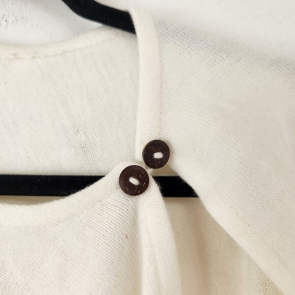 Cozy Knit Sweater Poncho Wrap Cream Red Fair Isle Print Women's Onesize (OS) - Picture 3 of 6